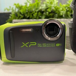 Fujifilm XP90 Lime Green Waterproof Camera